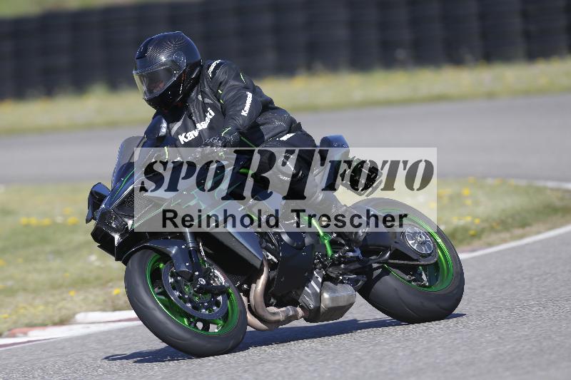 /06 08.04.2026 Cornu Master School ADR/Gruppe gruen/8